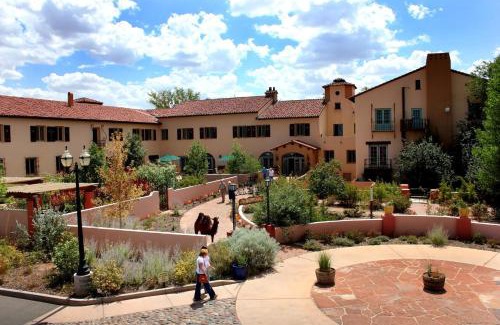 Winslow Hotel | La Posada Hotel and Gardens