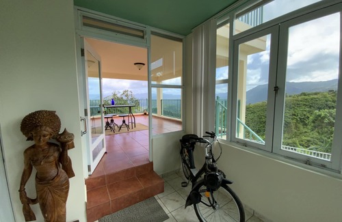 Roncador House | La Posada Mountain Retreat - Exceptionally Stunning Views