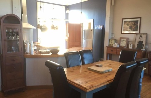 Amberley House | La Poste: historic accommodation in Amberley