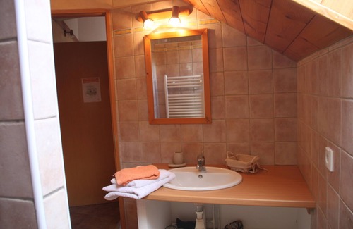 Saint-Jean-Saint-Nicolas Bed & Breakfast | La Primholstein double room