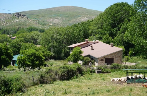San Martin del Pimpollar Ski Chalet | La Puerta de Gredos Rural House