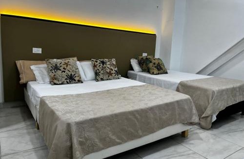 Ricaurte Hotel | La Puerta del Ángel LOW COST