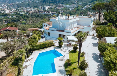 Vico Equense Villa | La Quiete, Exclusive Villa with private pool and Jacuzzi