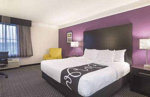 Clifton Hotel | La Quinta by Wyndham Clifton/Rutherford