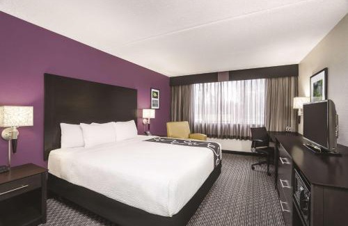 Clifton Hotel | La Quinta by Wyndham Clifton/Rutherford
