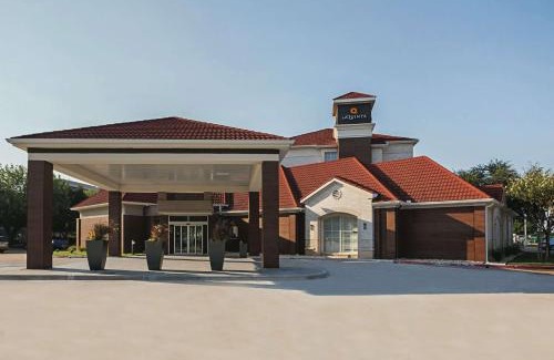 Plano Hotel | La Quinta by Wyndham Dallas Plano West