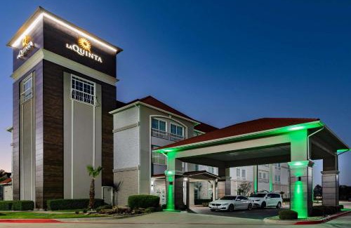Garland Hotel | La Quinta by Wyndham Garland Harbor Point