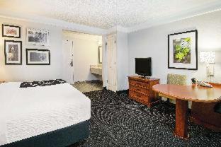 Baytown Hotel | La Quinta by Wyndham Houston Baytown East
