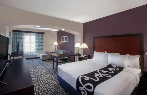 North by Northwest Hotel | La Quinta by Wyndham Lubbock North