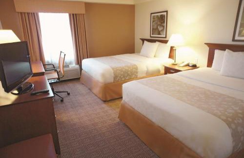 Stamford Hotel | La Quinta by Wyndham Stamford/New York City