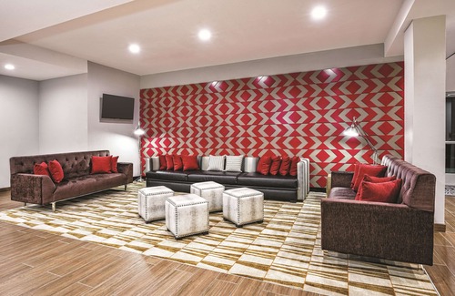 San Antonio Hotel | La Quinta by Wyndham San Antonio by Frost Bank Center
