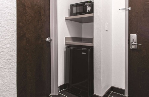 San Antonio Hotel | La Quinta by Wyndham San Antonio by Frost Bank Center