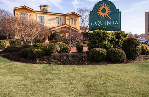 Norfolk - Virginia Beach Hotel | La Quinta Inn by Wyndham Norfolk Virginia Beach