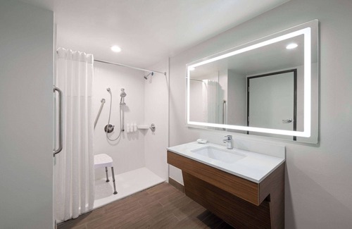 Rancho Penasquitos Hotel | La Quinta Inn by Wyndham San Diego - Miramar