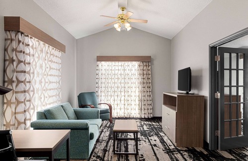 Temple Hotel | La Quinta Inn by Wyndham Temple