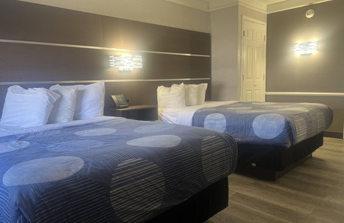 Northwest Los Angeles Heights Hotel | La Quinta Inn By Wyndham IH-10 West San Antonio TX