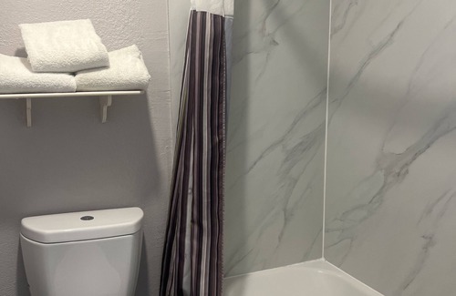 Northwest Los Angeles Heights Hotel | La Quinta Inn By Wyndham IH-10 West San Antonio TX