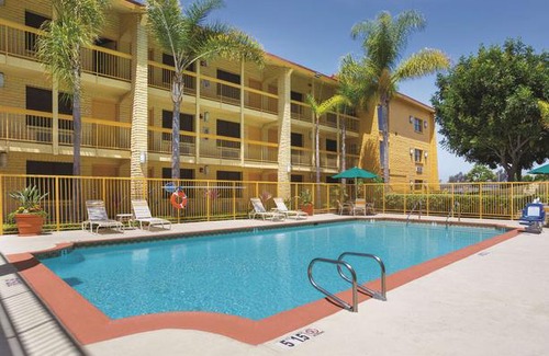 Lincoln Acres Hotel | La Quinta Inn San Diego Chula Vista