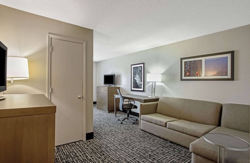 Hopkinsville Hotel | La Quinta Inn & Suites by Wyndham Hopkinsville
