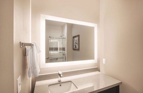 Kingsville Hotel | La Quinta Inn & Suites by Wyndham Kingsville