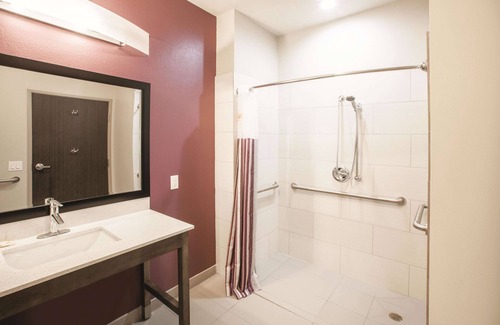 San Marcos Hotel | La Quinta Inn & Suites by Wyndham San Marcos Outlet Mall