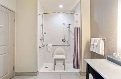 Sweetwater Hotel | La Quinta Inn & Suites by Wyndham Sweetwater East