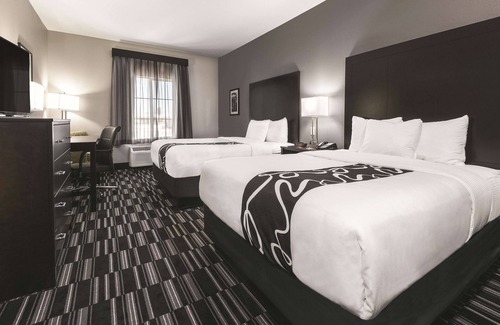 Fort Worth Hotel | La Quinta Inn & Suites by Wyndham Fort Worth West - I-30
