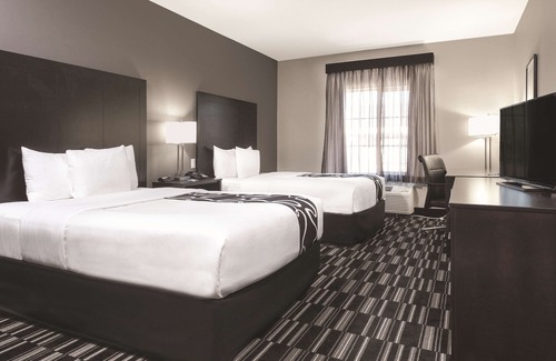 Fort Worth Hotel | La Quinta Inn & Suites by Wyndham Fort Worth West - I-30
