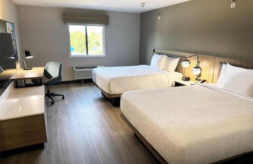Greenville - Spartanburg Hotel | La Quinta Inn & Suites by Wyndham Greenville Woodruff Rd
