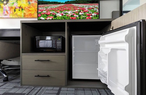 Southside Hotel | La Quinta Inn & Suites by Wyndham Jacksonville Mandarin