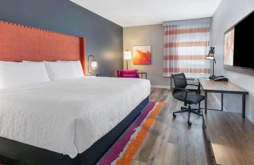 Lewisville Hotel | La Quinta Inn & Suites by Wyndham Lewisville