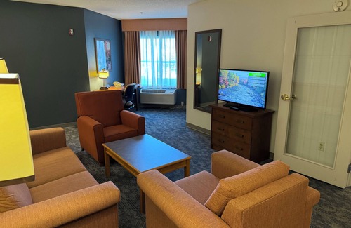 Bannockburn Hotel | La Quinta Inn & Suites by Wyndham Bannockburn-Deerfield