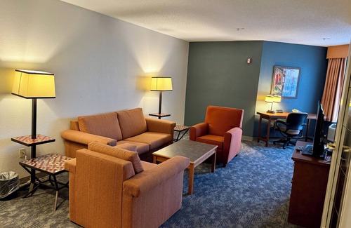Bannockburn Hotel | La Quinta Inn & Suites by Wyndham Bannockburn-Deerfield