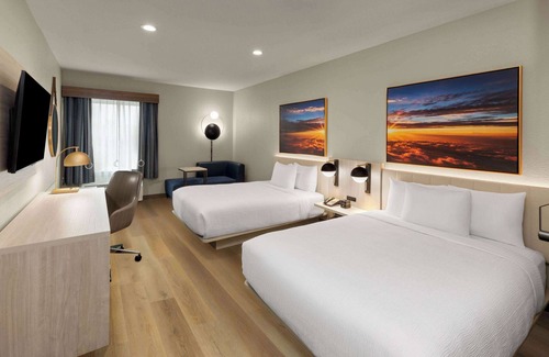 DeSoto Hotel | La Quinta Inn & Suites by Wyndham DeSoto
