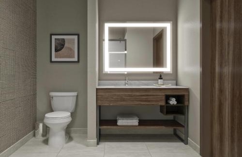 Jackson Hotel | La Quinta Inn & Suites by Wyndham Jackson