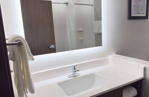 Jackson Hotel | La Quinta Inn & Suites by Wyndham Jackson/Cape Girardeau