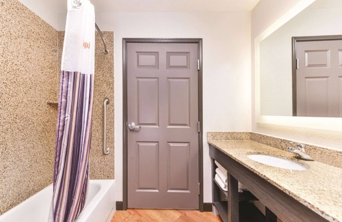 Abilene Hotel | La Quinta Inn & Suites by Wyndham Abilene Mall