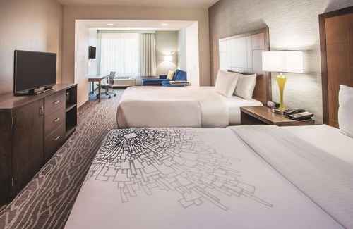 Duluth Hotel | La Quinta Inn & Suites by Wyndham Duluth