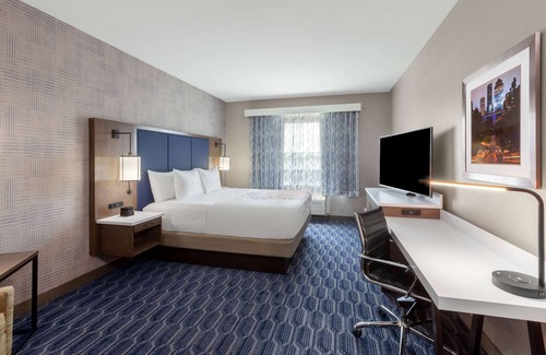 Northeast Houston Hotel | La Quinta Inn & Suites by Wyndham Houston Channelview