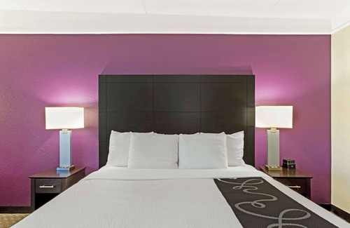 Andover Hotel | La Quinta Inn & Suites by Wyndham Boston-Andover