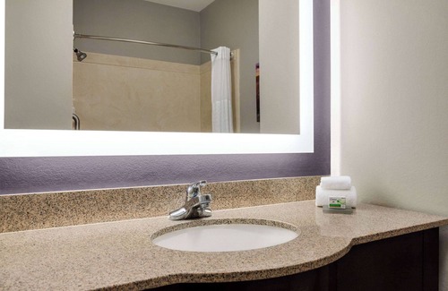 Dumas Hotel | La Quinta Inn & Suites by Wyndham Dumas
