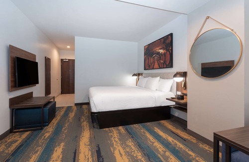 Galt Hotel | La Quinta Inn & Suites By Wyndham Galt Lodi North