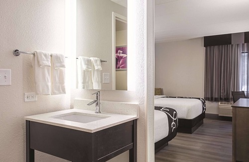Rosedale Hotel | La Quinta Inn & Suites by Wyndham Baltimore N/White Marsh