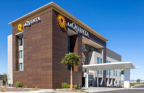 Yuma Hotel | La Quinta Inn & Suites by Wyndham Yuma