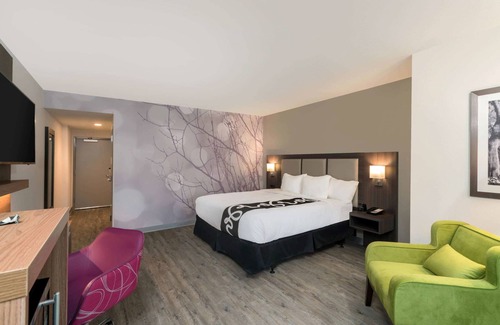 Mobile Hotel | La Quinta Inn & Suites by Wyndham Mobile