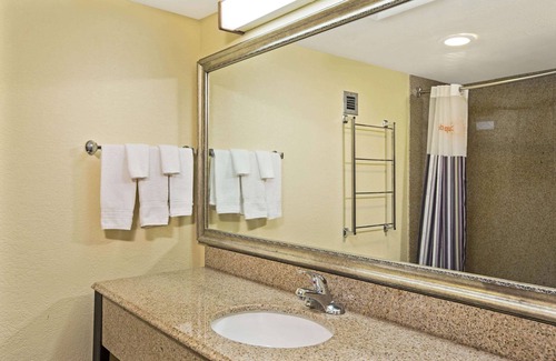 Salina Hotel | La Quinta Inn & Suites by Wyndham Salina