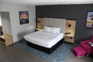 Selma Hotel | La Quinta Inn & Suites by Wyndham Selma/Smithfield I-95
