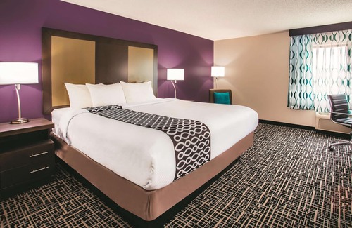 Mason Hotel | La Quinta Inn & Suites by Wyndham Cincinnati NE - Mason