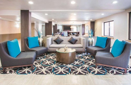 Mason Hotel | La Quinta Inn & Suites Cincinnati NE - Mason