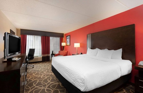 Summersville Hotel | La Quinta Inn & Suites Summersville/New River National Park